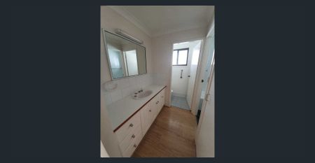 2/9 Piper Street, Tamworth, NSW 2340 - Photo 3