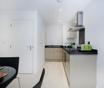 Studio to rent - Photo 5