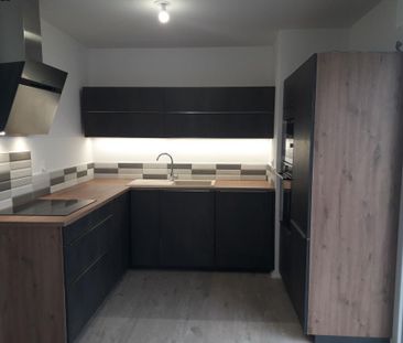 Location Appartement 3 pièces 64m² ROYAN 17200 - Photo 4