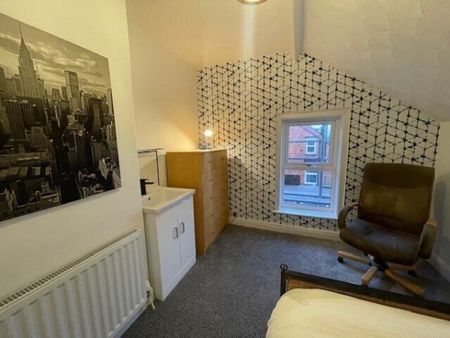 Monks Road, Lincoln, LN2 5JJ, Property for rent - Photo 2