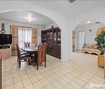 Spacious home. - Photo 4