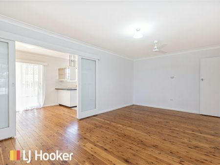 Comfortable East Tamworth Home - Photo 2