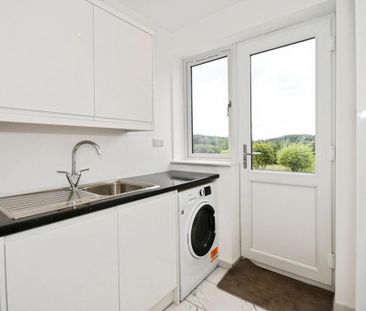 3 bedroom detached bungalow to rent - Photo 5