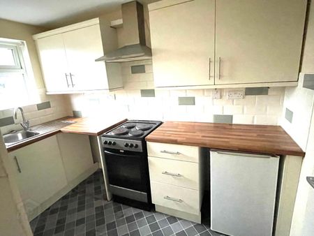 43 The Roddens, BT401QL, Larne - Photo 3