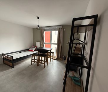 Location Appartement 1 pièce 21m² - Photo 1