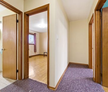 For Lease - 640 Bridge Street, Belleville, Ontario - Photo 3