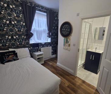 7 bedroom detached bungalow to rent - Photo 6