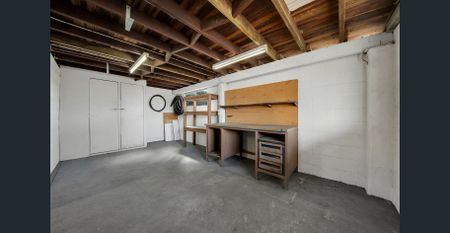 Spacious Family Home with Pool and plenty of Storage - Photo 2