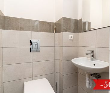 Warszawa, Praga-Południe, Międzynarodowa - Photo 3