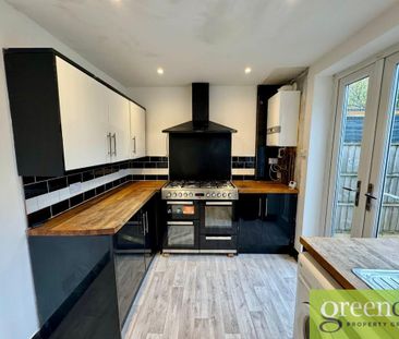 3 bedroom semi-detached house to rent - Photo 2