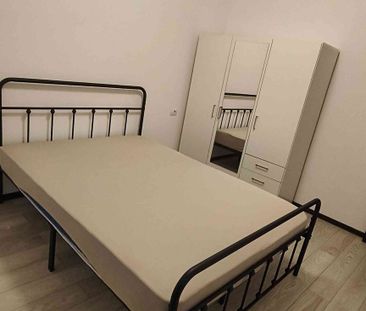 Casă de închiriat, 3 camere, curte proprie HEMEIUȘ - Fotografie 4