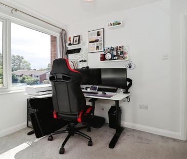 3 bedroom flat to rent - Photo 1