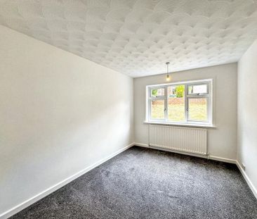 2 bedroom maisonette to rent - Photo 4