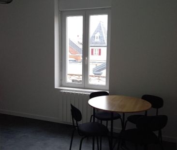 Location Appartement 2 pièces 55m² - Photo 1