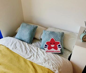 Standard Studio - Photo 3