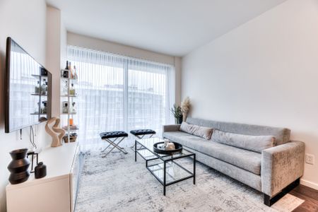 1616 Rue des Bassins #603, Montréal (Le Sud-Ouest), H3C0L4 - Photo 3