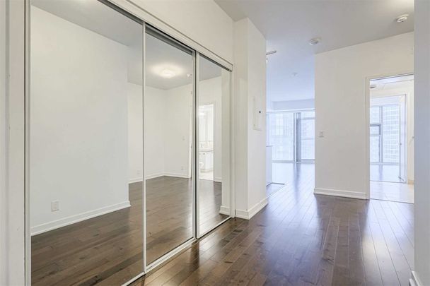 For Lease - 12 York Street Unit# 2303, Toronto, Ontario - Photo 1