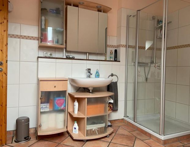 3-Zi-Dachgeschosswohnung inkl. Stadtanbindung - Foto 1