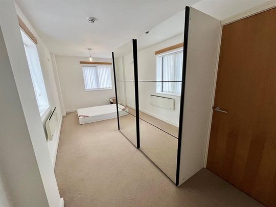 1 Bedroom Apartment To Rent - Photo 1