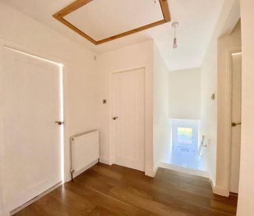 2 bedroom maisonette to rent - Photo 4