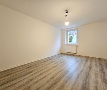 Schön renoviert Wohnung, in ruhiger Lage mit Balkon - Foto 2