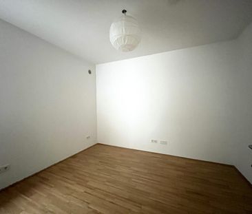 Gemütliche 2 Zimmer Wohnung mit Garten! - ein Stellplatz ist verpfl... - Photo 6