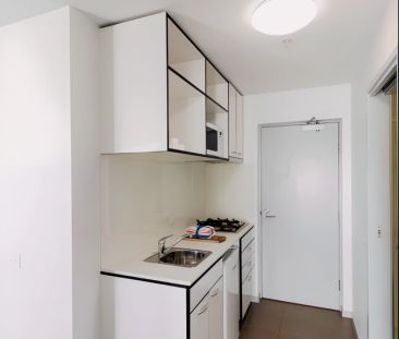 2 Bedroom with balcony style 1 - Photo 5