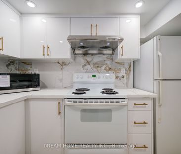 40 Marathon Crescent #Bsmt Room A - Photo 4