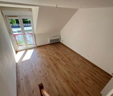 Location Appartement 3 pièces 53m² NOTRE DAME DE BONDEVILLE 76960 - Photo 2