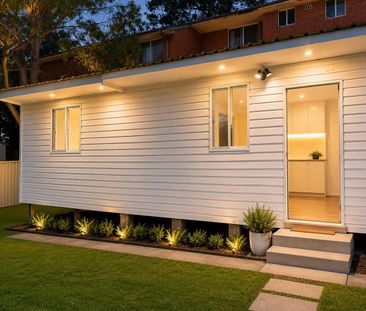 Spacious Five-Bedroom Home with Granny Flat in Lakemba - Photo 5