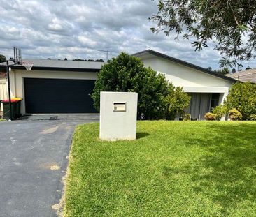 Contemporary Home in Sought After Estate - Photo 2