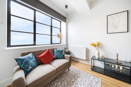 Studio to rent - Photo 3