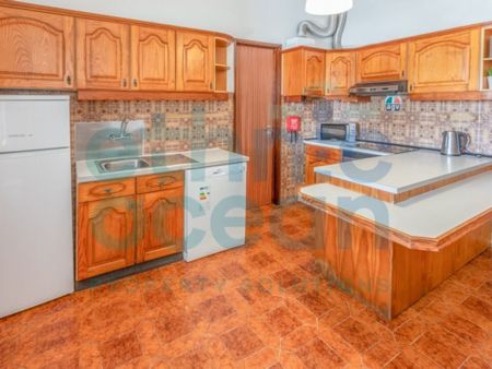 5 room luxury Flat for rent in Loulé, Portugal - Photo 4