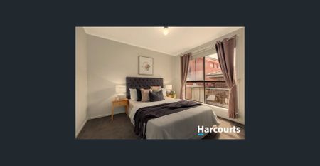 Charming Two Bedroom Unit - Photo 5