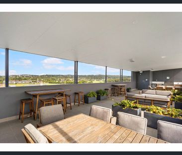 SPACIOUS AND QUIET REAR FACING AIR-CONDITIONED APARTMENT ON THE EDG... - Photo 6