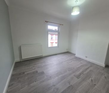 Lower Oxford Street, Castleford - Photo 4