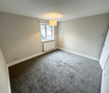 2 Bedroom Flat for rent in Elmfield Lodge, Welbeck Road - Photo 5