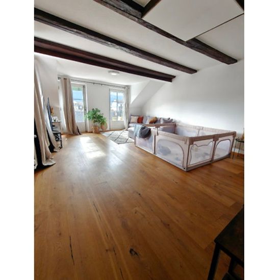 2.5 Zimmer, 90 m², 4. Stock - Photo 1