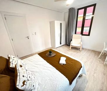 Carrer de Finestrat, Valencia, Valencian Community 46006 - Foto 3