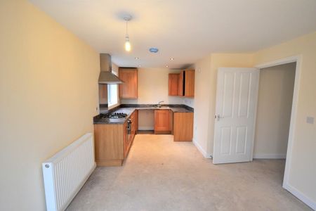 2 bedroom apartment to rent - Photo 4