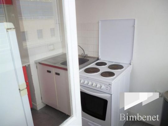 Appartement à louer, 1 pièce - Orléans 45000 - Photo 1