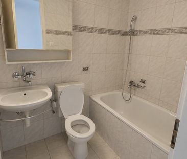2.5 Zimmer, 1. Stock - Photo 6