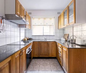 Two bedroom apartment in quiet street - Photo 3