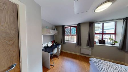 Premium Studio - Double Bed - Photo 2