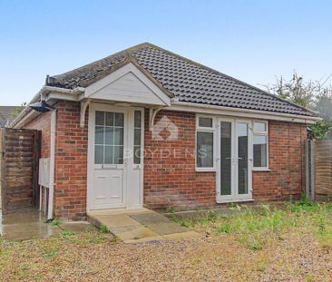 2 bedroom detached bungalow to rent - Photo 5