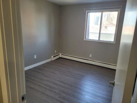 Parkside Village 9121 106A Ave — 2BDR - Photo 3
