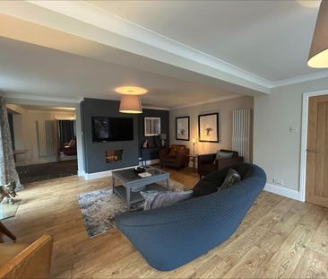 4 bedroom detached house to rent - Photo 3