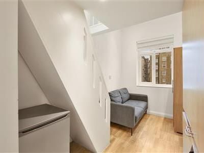 Courtfield Gardens, SW5 - Photo 1