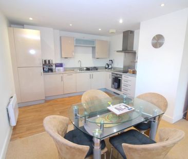 2 bedroom apartment to rent - Photo 6