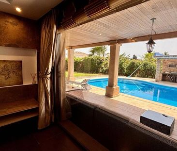 3 room luxury Villa for rent in Marbella, Spain - Photo 2